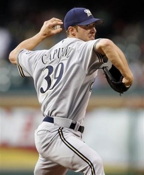 Capthta10504200246brewers_astros_basebal_2