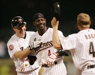 Capthta12104260505dodgers_astros_basebal_1