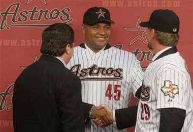 Capt48915a583aa84180a2cdecdc6c9c0af5astr